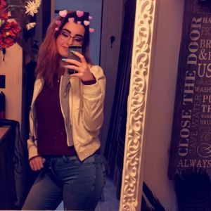 Meet your Posher, Lyndzi